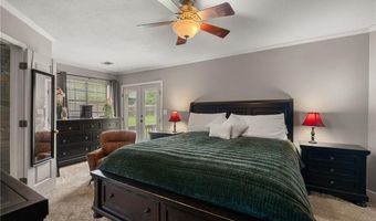 1321 Springhills Dr, Alma, AR 72921