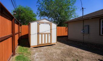 700 N Cameron St, Alice, TX 78332