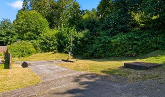 836 33RD St, Astoria, OR 97103