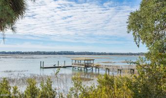 312 Bull Ln, Beaufort, SC 29902