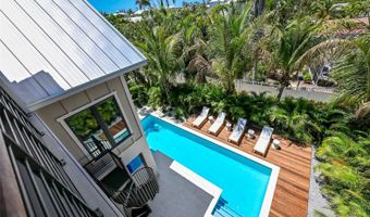513 N BAY Blvd, Anna Maria, FL 34216
