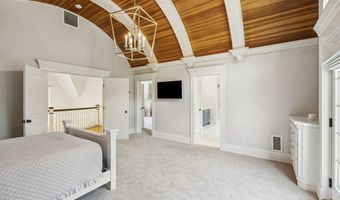 1 Willowbrook Ct, Bedford, NH 03110