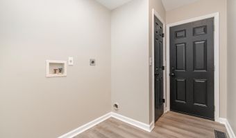 7 David Dr, Aurora, IN 47001