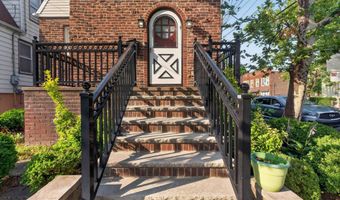 111 W 57TH St, Bayonne, NJ 07002