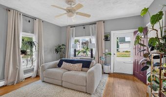 48 6th St, Bangor, ME 04401