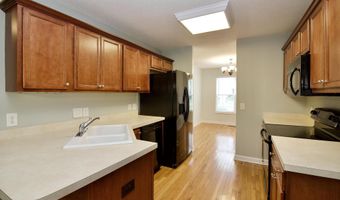 129 Lori Ln, Aberdeen, NC 28315