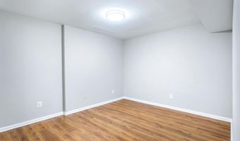 6155 EDSALL Rd B, Alexandria, VA 22304