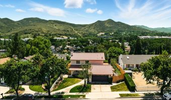 30670 Passageway Pl, Agoura Hills, CA 91301