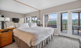 19717 SW Mount Bachelor Dr 323, Bend, OR 97702