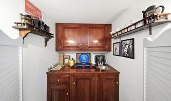 10 CAREY, Ambler, PA 19002