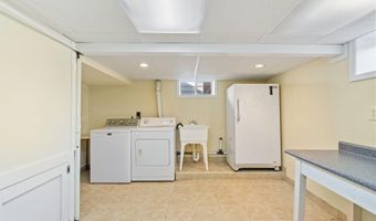 17 Kenosha St, Albany, NY 12209