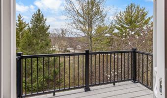 330 OAK HILL Ct, Antioch, IL 60002