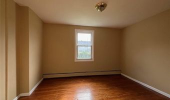 1140 S Broadway St, East Providence, RI 02914