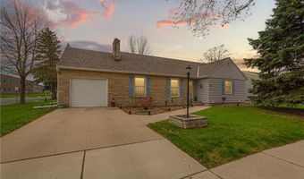 302 W Douglas St, Arlington, MN 55307