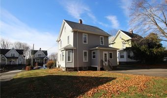 13 Crane St, Danbury, CT 06810