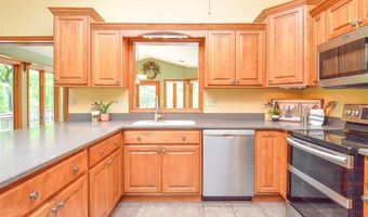 1221 Bridge Park Dr, Alton, IL 62002