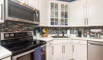 25 STARFISH Ln 25 PH, Berlin, MD 21811