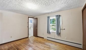 18 Continental Dr, Middletown, RI 02842