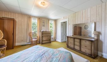 1696 Morton Ave, Albany, OH 45710