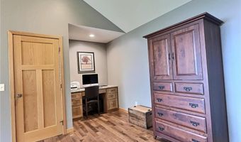10583 116th St NW, Annandale, MN 55302