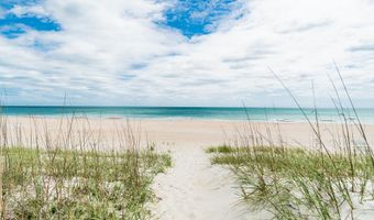 202 Dobbs St C, Atlantic Beach, NC 28512