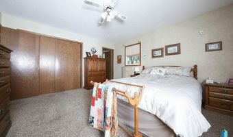 1601 E Sylvan Cir, Brandon, SD 57005