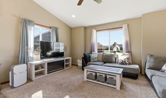 1305 Whistling Straits Ct, Altoona, WI 54720
