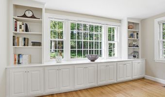 29 Washington Dr, Acton, MA 01720
