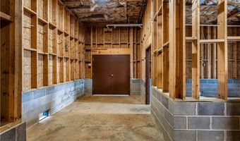 1388 Cypress Pointe Dr, Akron, AL 35449