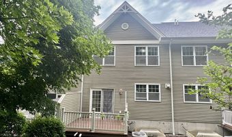 50 Lawrence Ave 50, Danbury, CT 06810