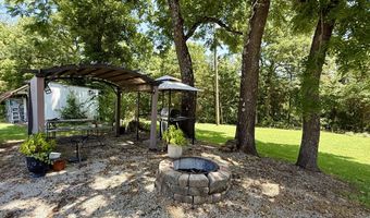 2735 Co Rd Aj-435, Ava, MO 65608