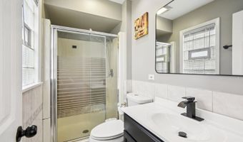 941 W Army Trail Blvd, Addison, IL 60101