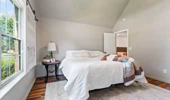 3206 SW Warberry Ave, Bentonville, AR 72713