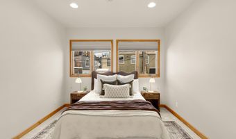 1121 S CLINTON St, Baltimore, MD 21224