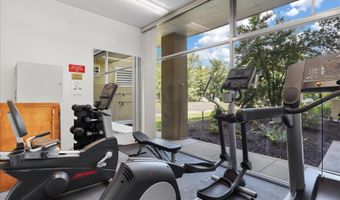 6641 WAKEFIELD Dr 703, Alexandria, VA 22307