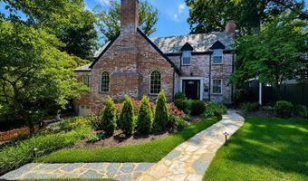 4520 32ND Rd N, Arlington, VA 22207