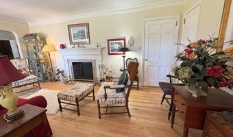 906 Sixth Ave, Albany, GA 31701