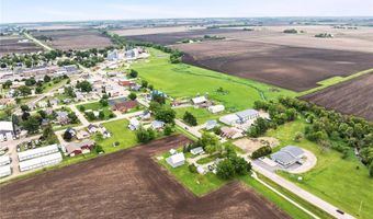 410 S Main Ave, Alburnett, IA 52202