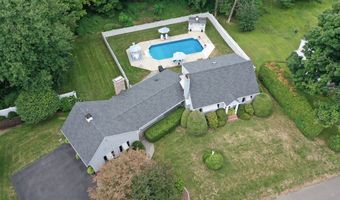 92 Forest Rd, Agawam, MA 01001
