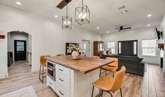 245 Creek Crossing St, Alvord, TX 76225