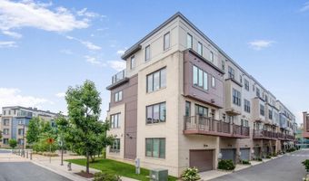10374 JACOBSEN St, Bethesda, MD 20817
