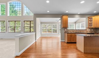 18409 POLYNESIAN Ln, Boyds, MD 20841