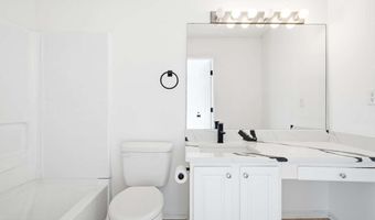 2135 Kilmington Sq, Alpharetta, GA 30009