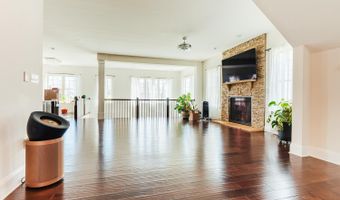 24814 BARRINGTON GROVE Ct, Aldie, VA 20105