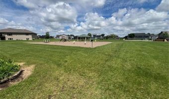 984 Waters Edge Cir, Avon, MN 56310