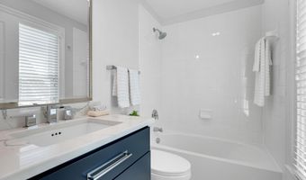 1818 POTOMAC GREENS Dr, Alexandria, VA 22314