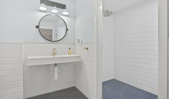 188 Falls Rd, Bethany, CT 06524