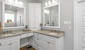 400 Halifax Cir, Benton, LA 71006