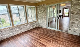 4125 Burton Place Ct, Anderson, IN 46013