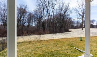 27632 Maryjane Ln E, Chesterfield, MI 48047